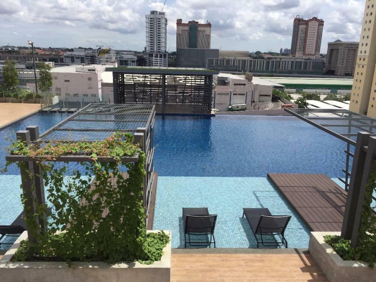 Usj One Homestay @ Subang Homestay Subang Jaya Exterior foto